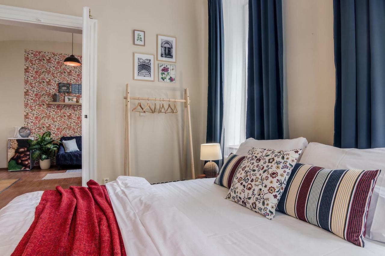 Prague Apt Near Charles Bridge By Michal&Friends Exteriér fotografie