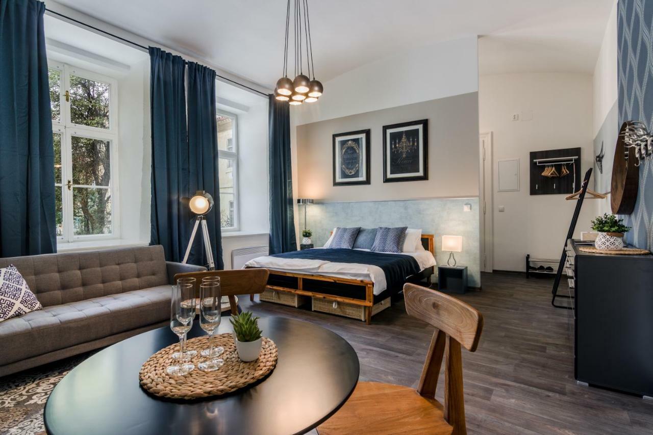 Prague Apt Near Charles Bridge By Michal&Friends Exteriér fotografie