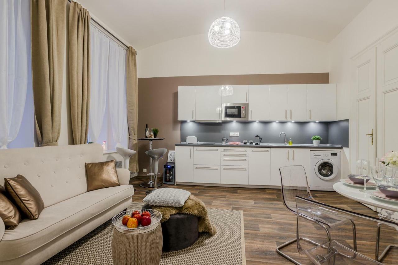 Prague Apt Near Charles Bridge By Michal&Friends Exteriér fotografie