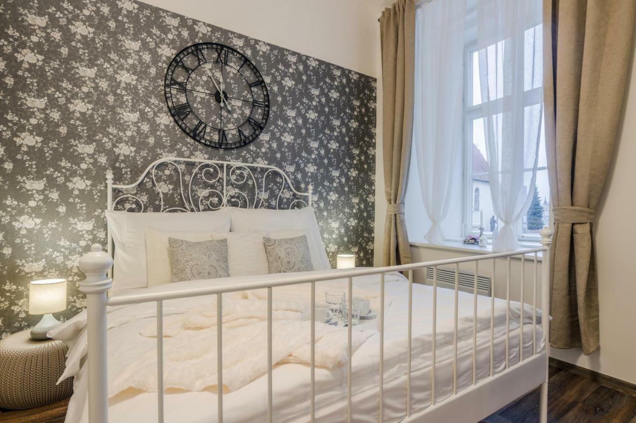 Prague Apt Near Charles Bridge By Michal&Friends Exteriér fotografie